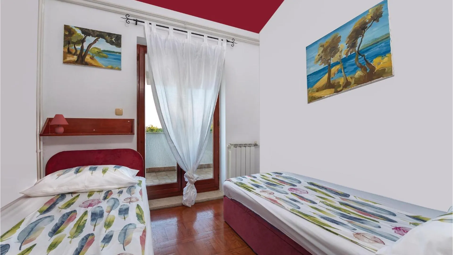 Lovely Home In Pula With Kitchen Premantura