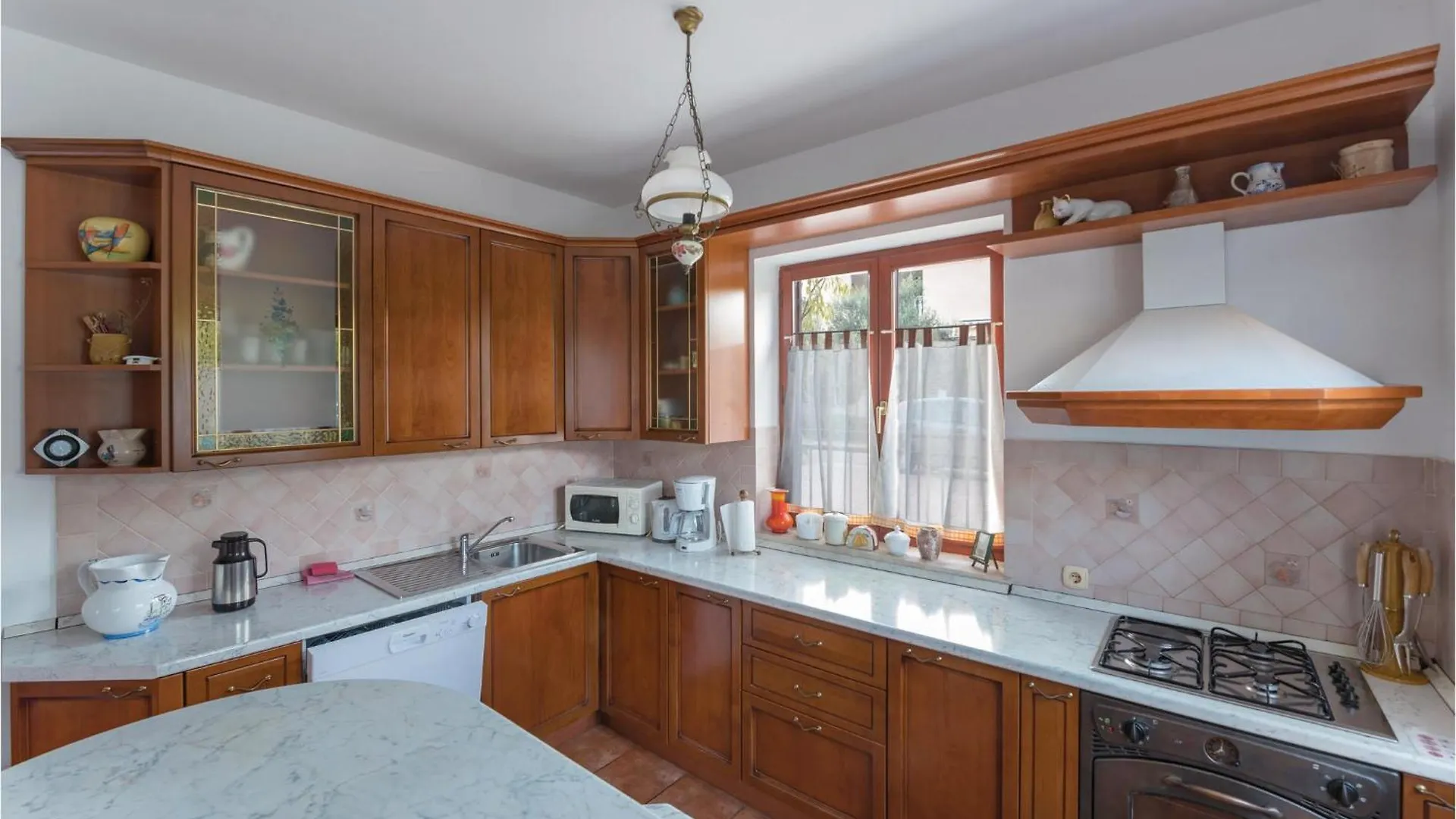 Lovely Home In Pula With Kitchen Premantura Croatia