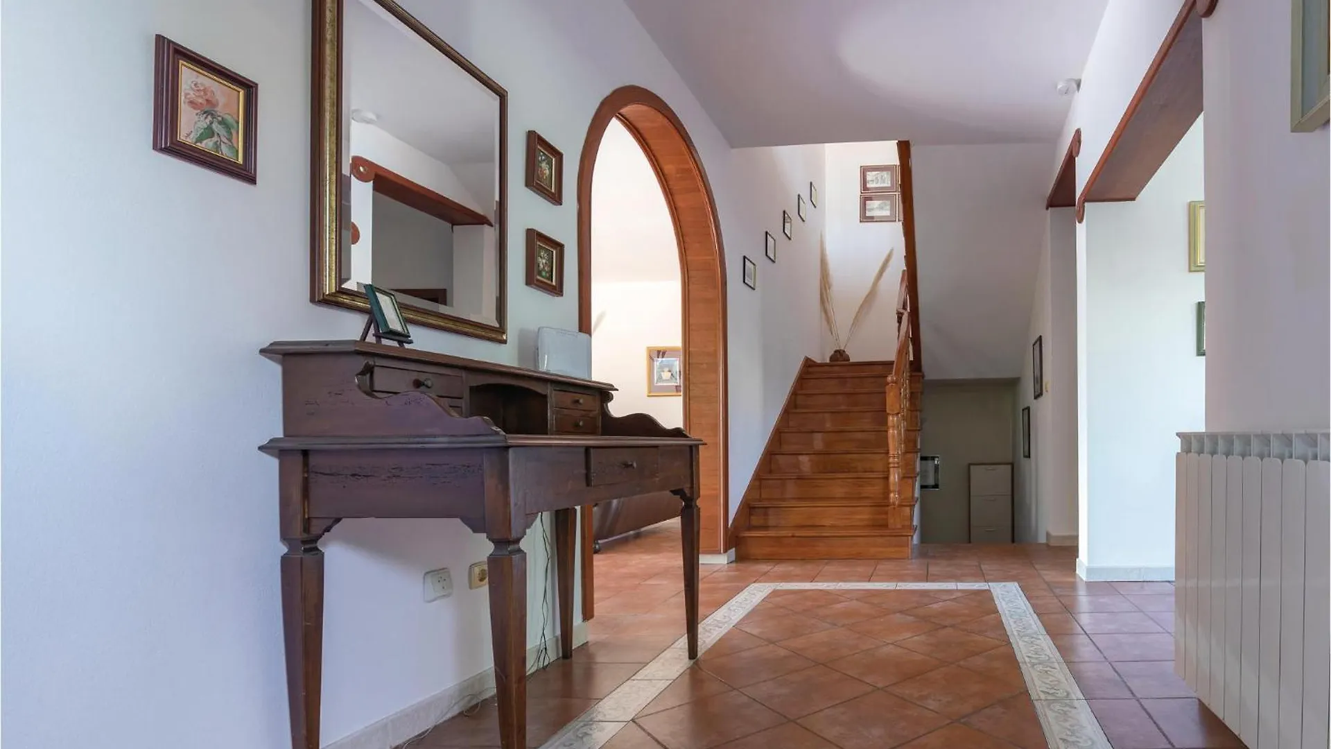 Lovely Home In Pula With Kitchen Premantura